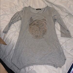 Grey owl S shirt